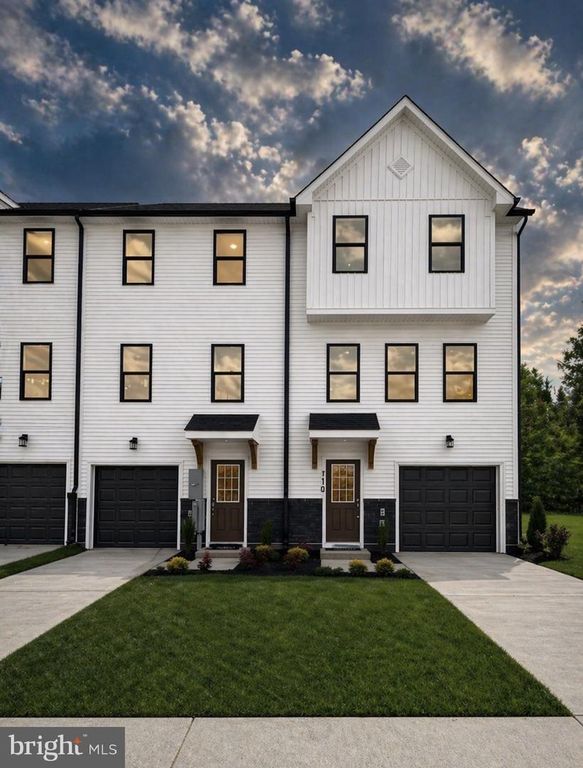 HOMESITE 747 HUNTWELL WEST AVE, Ranson, WV 25438