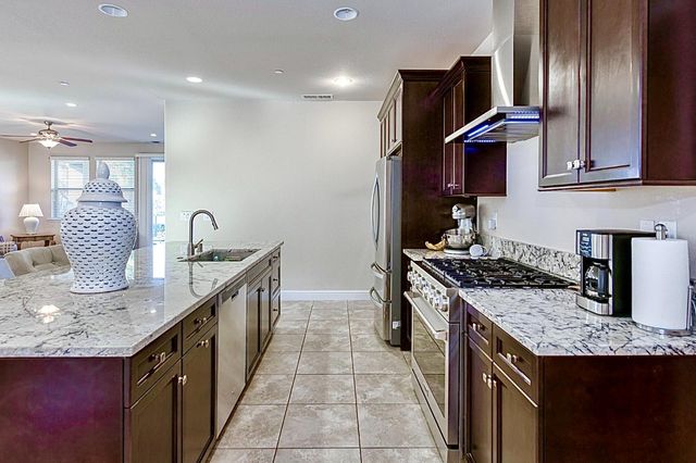 1728 E Green Sage Avenue, Fresno, CA 93730