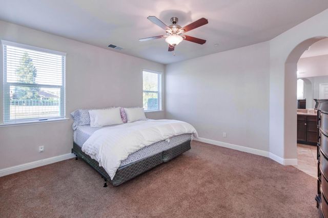 1728 E Green Sage Avenue, Fresno, CA 93730