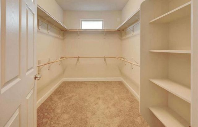 1728 E Green Sage Avenue, Fresno, CA 93730