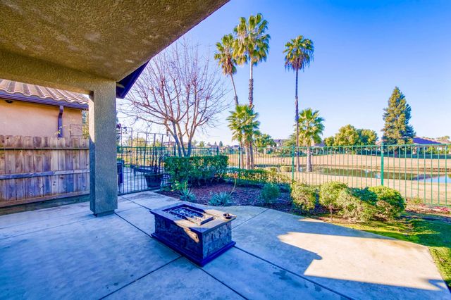 1728 E Green Sage Avenue, Fresno, CA 93730