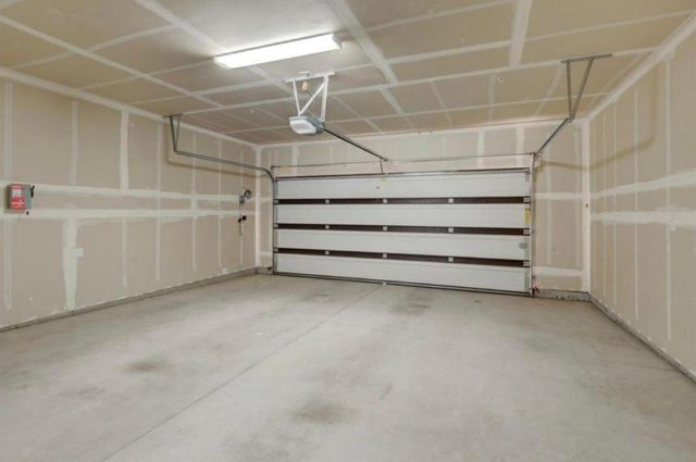 1728 E Green Sage Avenue, Fresno, CA 93730