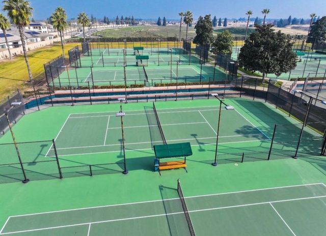 1728 E Green Sage Avenue, Fresno, CA 93730