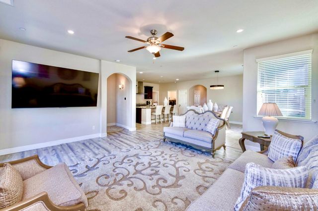 1728 E Green Sage Avenue, Fresno, CA 93730