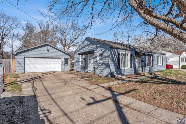 4308 SW 19th ST, Topeka, KS 66604