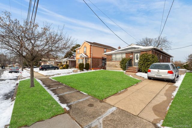 243-19 129th Avenue, Rosedale, NY 11422