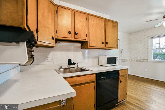 6106 RIVANNA DR, Springfield, VA 22150