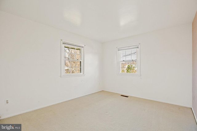 6106 RIVANNA DR, Springfield, VA 22150