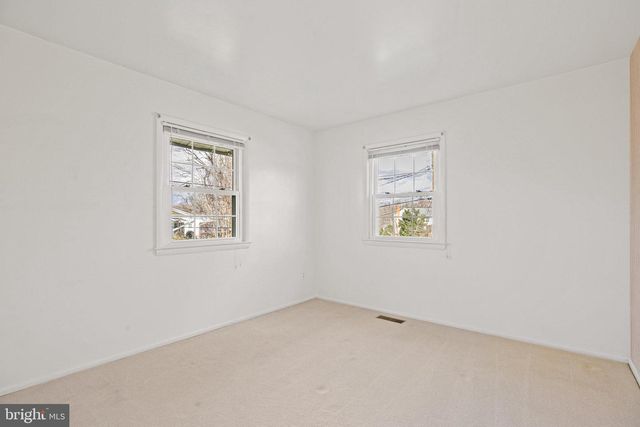 6106 RIVANNA DR, Springfield, VA 22150