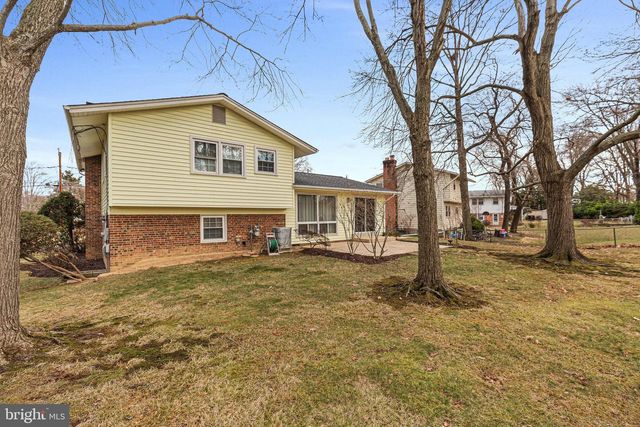 6106 RIVANNA DR, Springfield, VA 22150