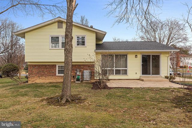 6106 RIVANNA DR, Springfield, VA 22150