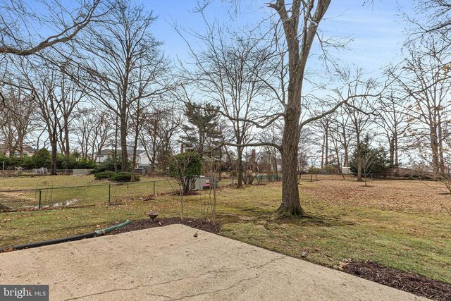 6106 RIVANNA DR, Springfield, VA 22150