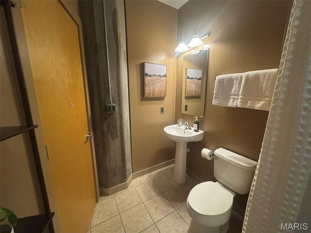 1619 Washington Avenue 802, St Louis, MO 63103