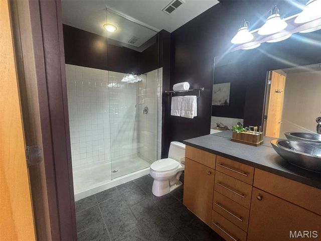 1619 Washington Avenue 802, St Louis, MO 63103