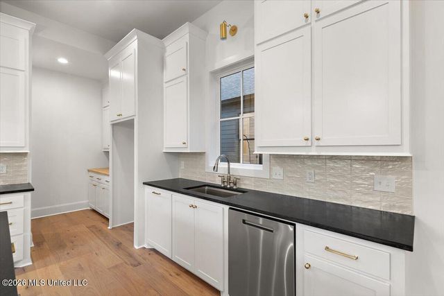 136 Water Street, Madison, MS 39110