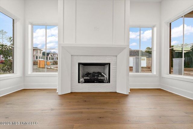 136 Water Street, Madison, MS 39110