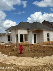 136 Water Street, Madison, MS 39110