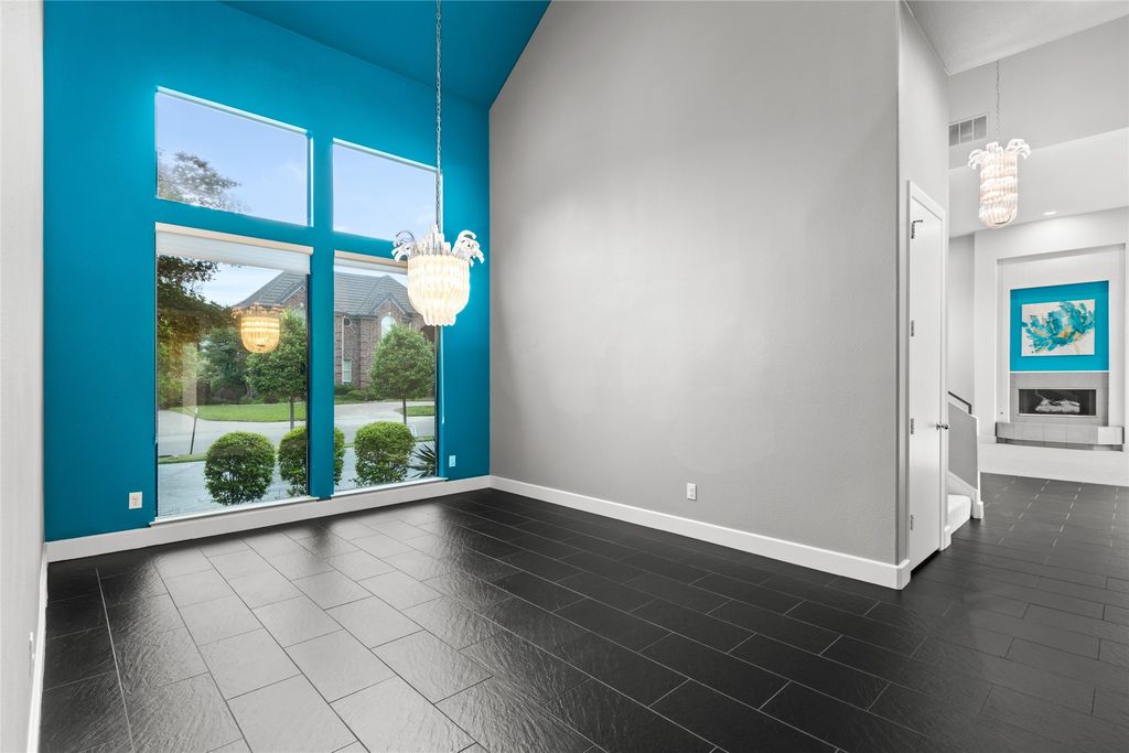 property-img