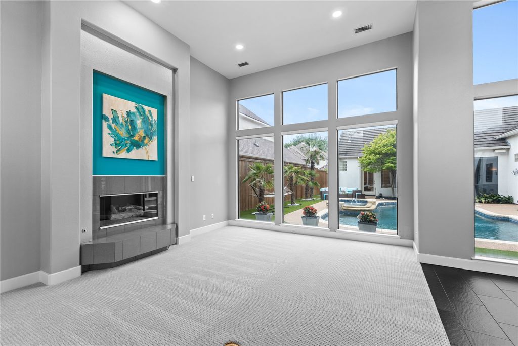 property-img