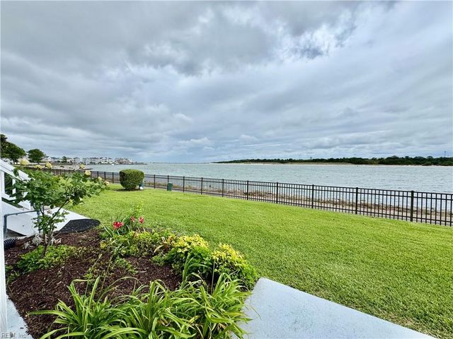 9508 Bay Front DR, Norfolk, VA 23518
