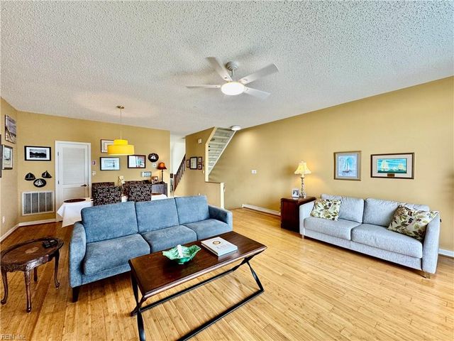 9508 Bay Front DR, Norfolk, VA 23518