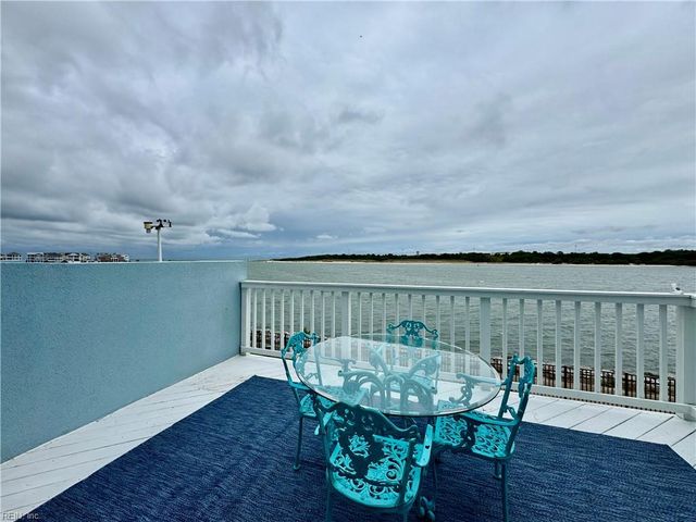 9508 Bay Front DR, Norfolk, VA 23518