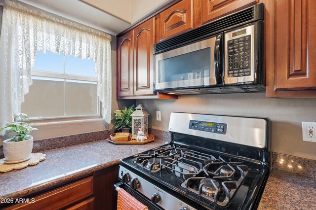 5015 E CHEYENNE Drive 41, Phoenix, AZ 85044