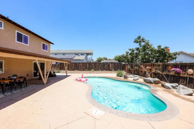 10129 Timberlane Way, Santee, CA 92071