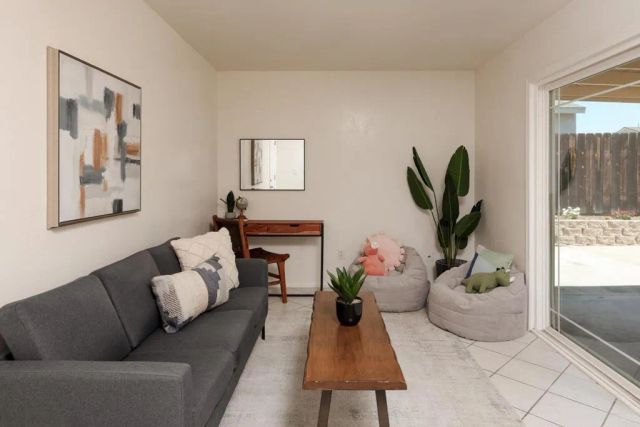 10129 Timberlane Way, Santee, CA 92071