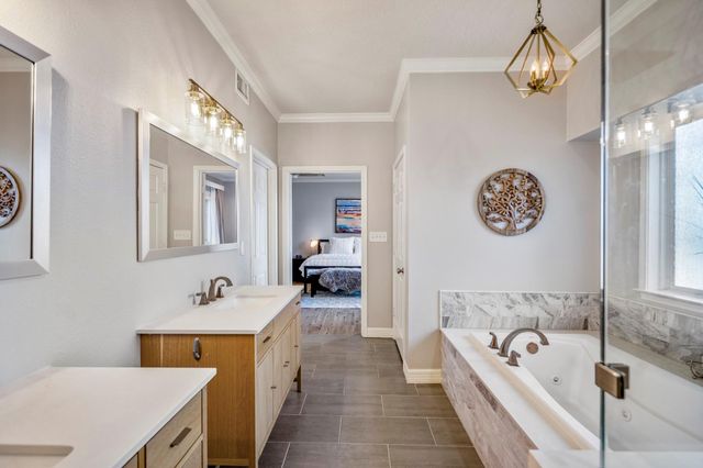 615 Inlet Drive, Livingston, TX 77351