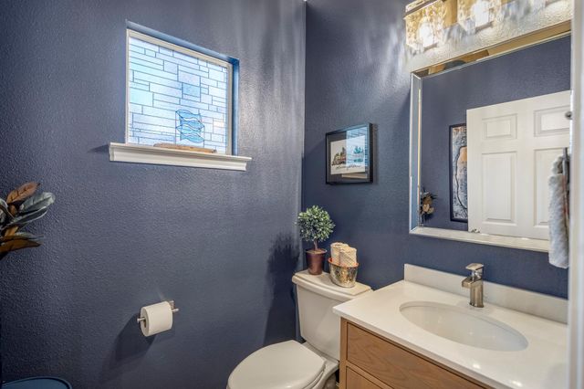 615 Inlet Drive, Livingston, TX 77351