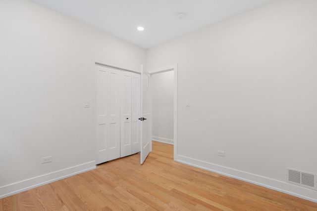 6316 S Evans Avenue, Chicago, IL 60637