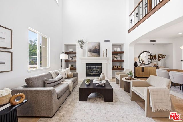 3447 Sentinel Court, Simi Valley, CA 93065