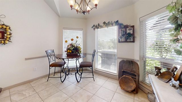 3121 Cliffview Court, Granbury, TX 76048