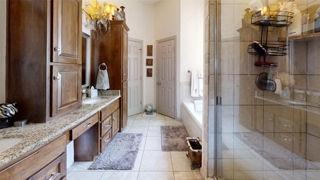 3121 Cliffview Court, Granbury, TX 76048