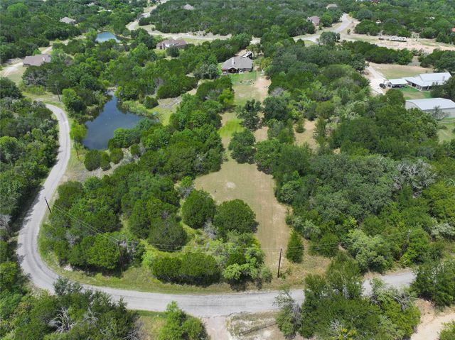 3121 Cliffview Court, Granbury, TX 76048