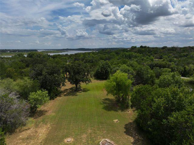 3121 Cliffview Court, Granbury, TX 76048