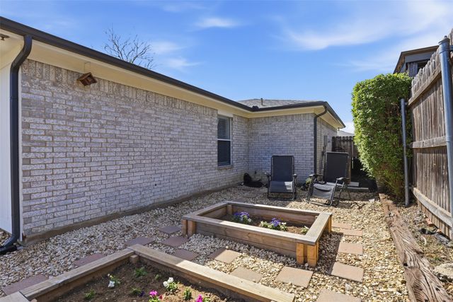 10232 Sunset View Drive, Fort Worth, TX 76108