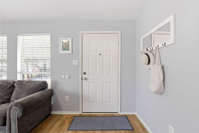 10232 Sunset View Drive, Fort Worth, TX 76108