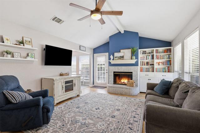 10232 Sunset View Drive, Fort Worth, TX 76108