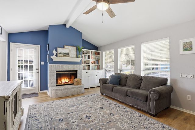 10232 Sunset View Drive, Fort Worth, TX 76108