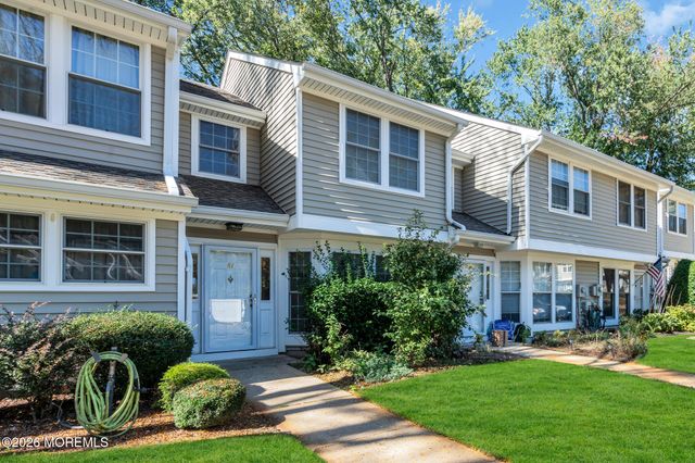 47 Duncan Way, Freehold, NJ 07728