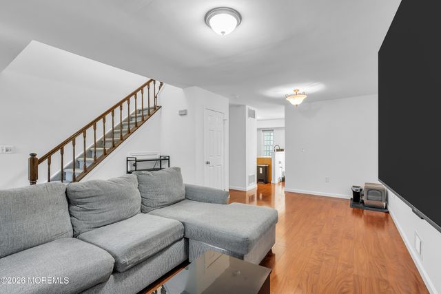 47 Duncan Way, Freehold, NJ 07728