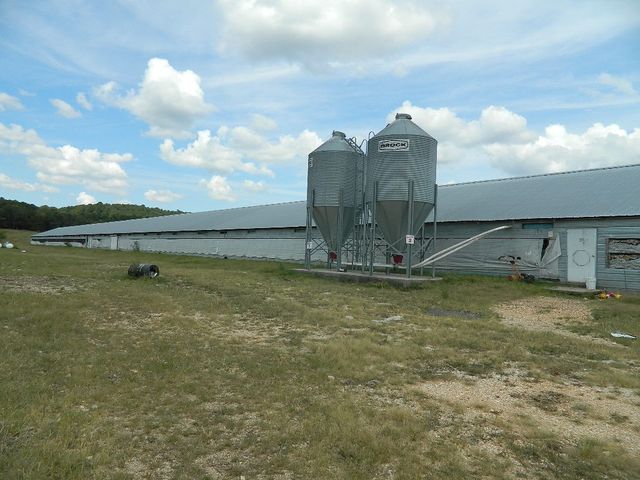 428 County Road 522, Berryville, AR 72616