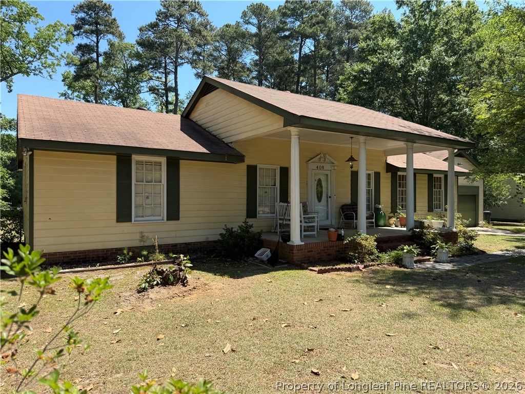 408 Old Farm Road, Raeford, NC 28376 — exterior