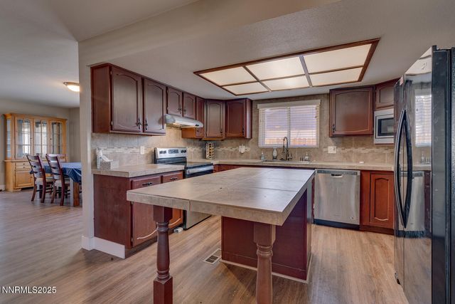 360 E Lincoln Way, Sparks, NV 89431