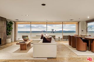 1825 Ocean Drive, Oxnard, CA 93035