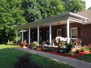 401 Lakeside Dr, Springfield, TN 37172