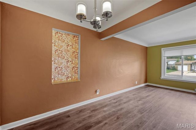 4530 Grasso Avenue, St Louis, MO 63123