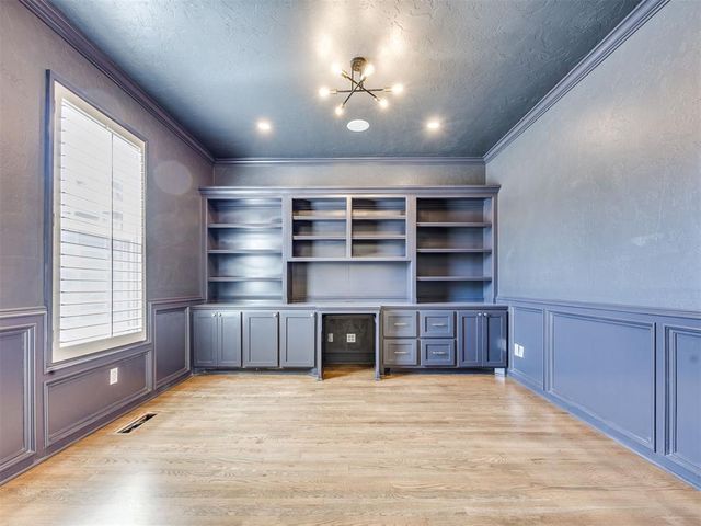 1008 Bentbrook Place, Norman, OK 73072